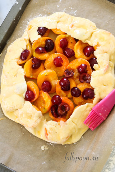 Как приготовить открытый пирог с абрикосами: