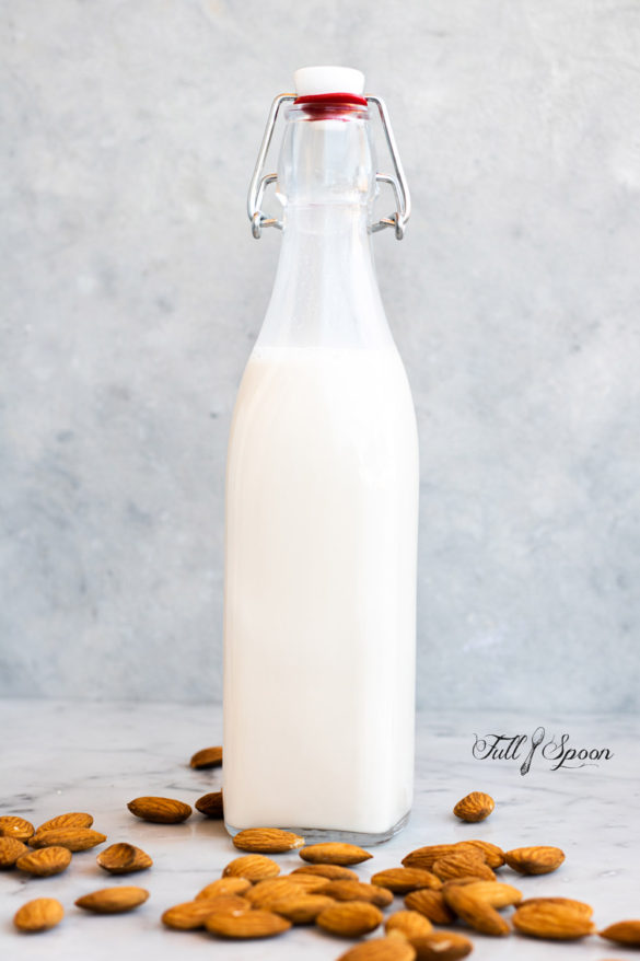 Как сделать миндальное молоко?